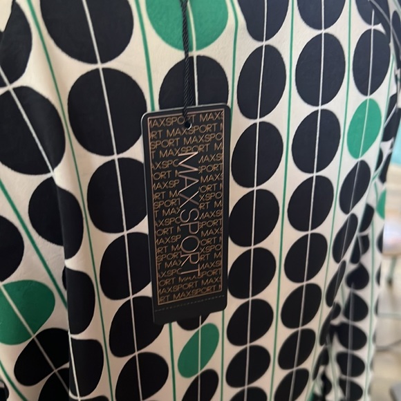 Max Sport, retro 60’s dress, cozy stretchy material, SLIMMING - Picture 8 of 10